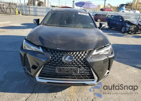 2021 Lexus Ux 200 из США, поврежденный, VIN JTHX3JBH5M2032109